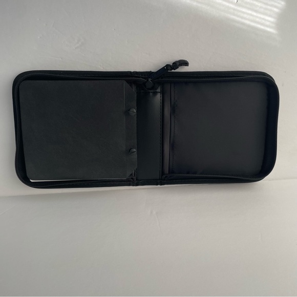 Case Logic 12 Disc CD/DVD Holder Wallet Style Canvas Case 12 Sleeves EXCELLENT - Picture 5 of 7